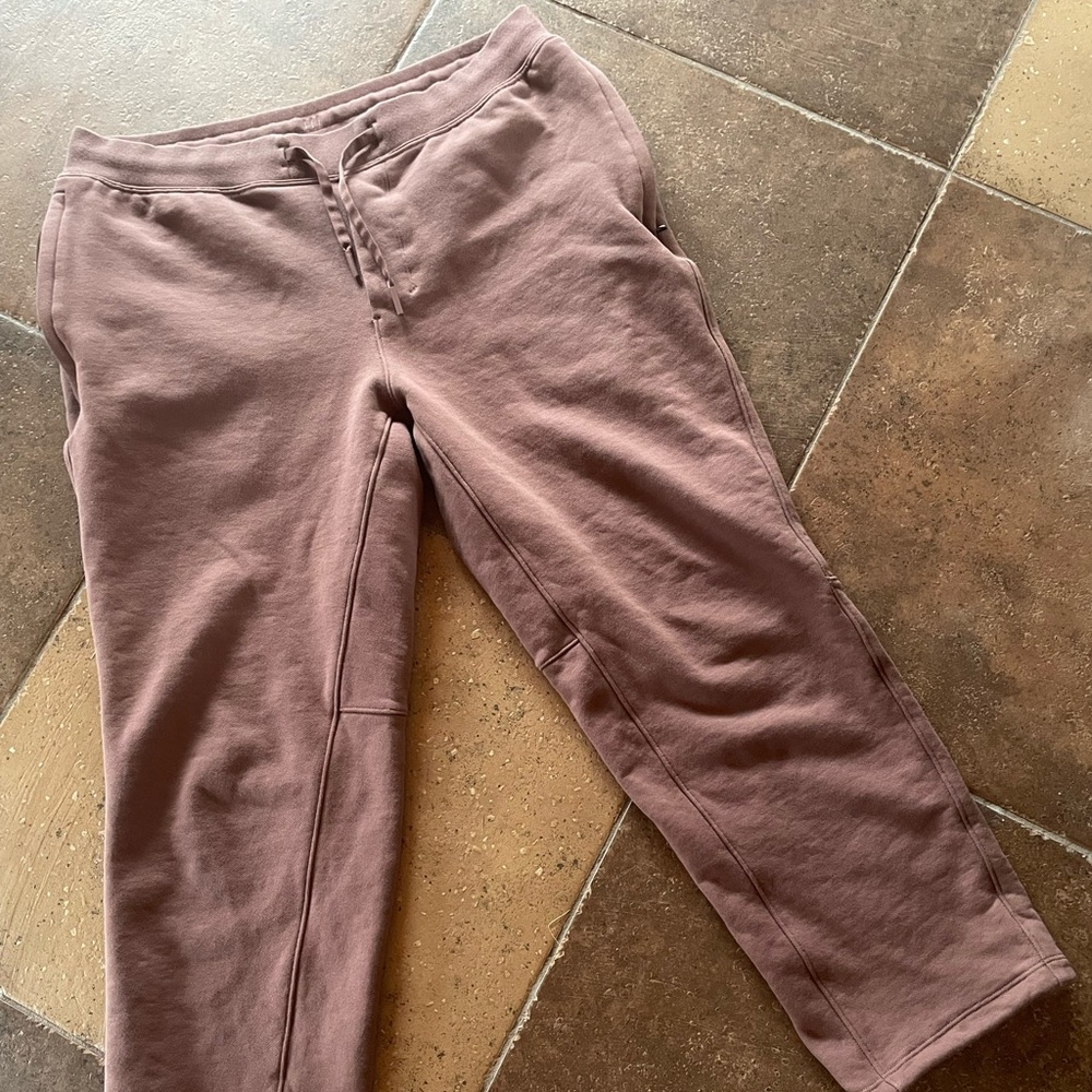 Lululemom Cropped Jogger Activewear Sweatpants